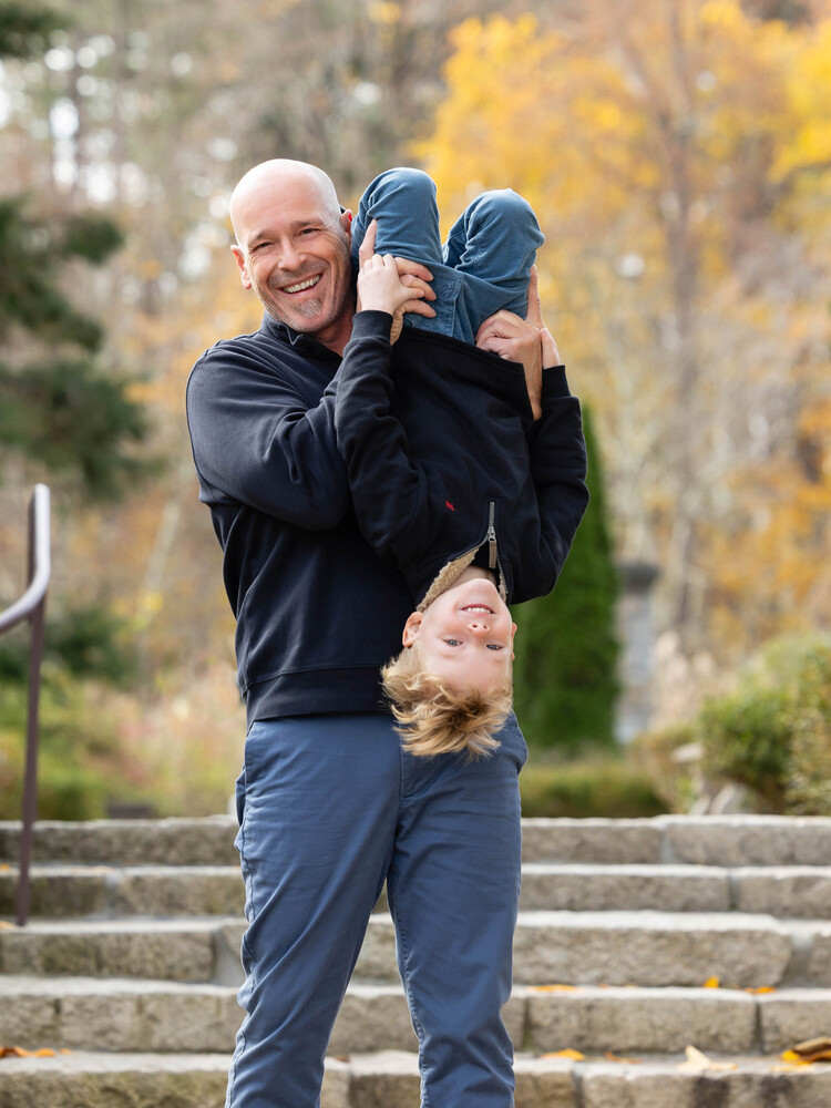 1_Pardo_Photo_Family_Queste_Garden_easton_MA_2
